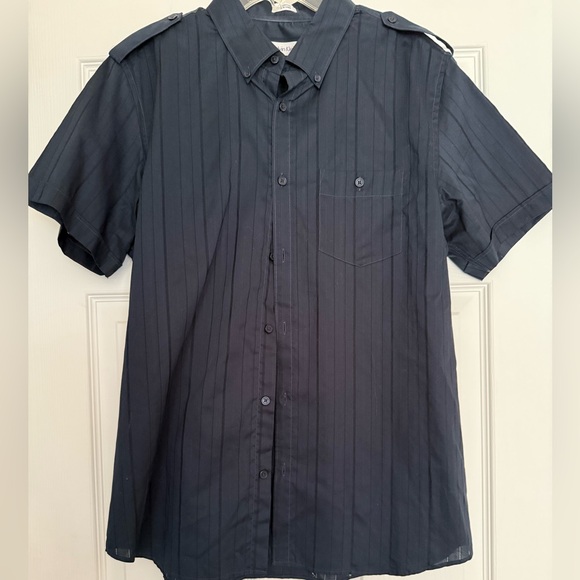 Calvin Klein Men's black Striped Button Down Shirt - Picture 1 of 5